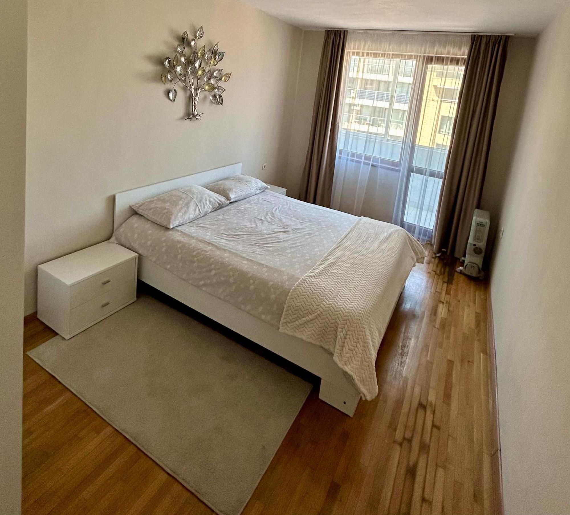 Fenix 2 Bedroom Apartment Varna Center Esterno foto