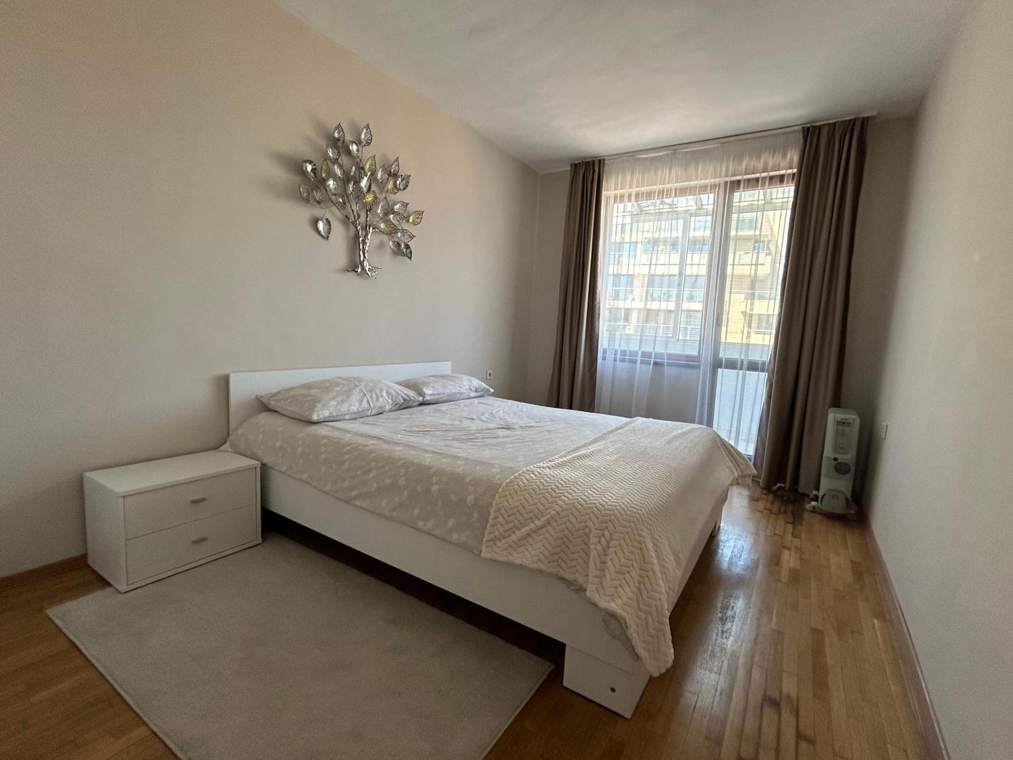 Fenix 2 Bedroom Apartment Varna Center Esterno foto